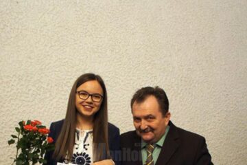 Ana Maria Cotun alături de prof. Marcel Porof