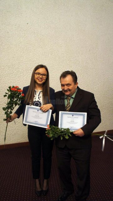 Ana Maria Cotun alături de prof. Marcel Porof