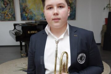 Laurențiu Nicolae Roznovan din clasa a VII-a a câștigat premiul II