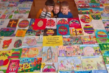 Aproape 800 de desene realizate de preșcolari pentru Concursul “Tradiții pascale românești”, ediția a V-a