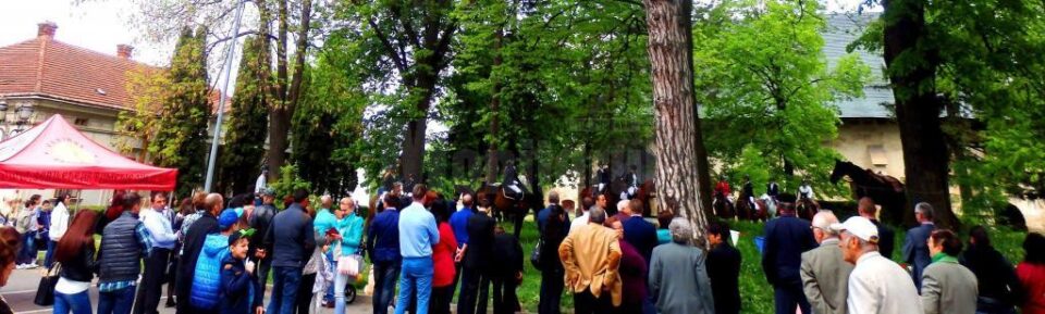 Paradă Ecvestră în Centrul Istoric al Rădăuțiului