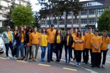 Lotul județean a fost alcătuit din elevi ai Colegiului de Artă „Ciprian Porumbescu”