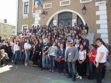 Premii pentru elevii suceveni la olimpiadele de franceză și spaniolă