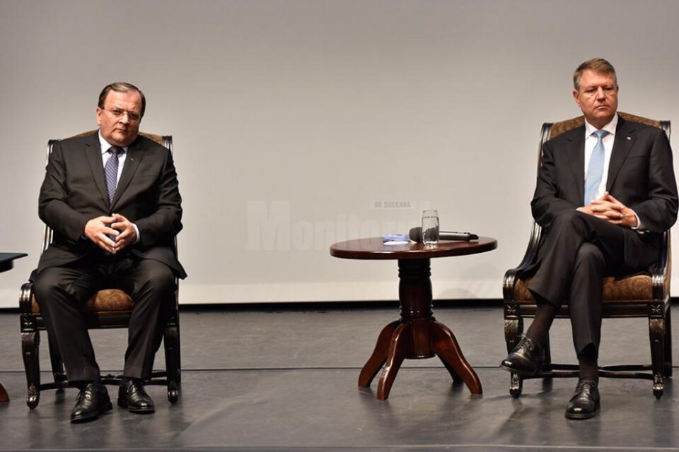 Klaus Iohannis și Gheorghe Flutur au vorbit cu aleșii locali despre importanța regionalizării și descentralizării