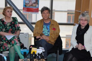 Regizorul Alexander Hausvater și conducerea Teatrului Matei Visniec au lansat o invitatie deschisă la premiera noului lor spectacol, dar și la Festivalul din perioada 15-21 mai