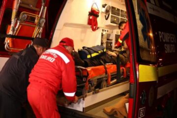 Bărbatul s-a lovit grav la cap și a murit câteva ore mai târziu FOTO www.bzv.ro