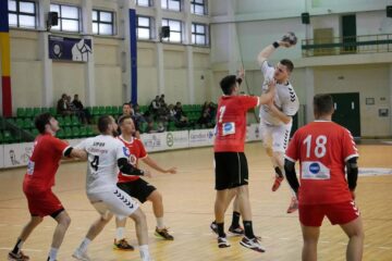 Universitatea Ștefan cel Mare luptă pentru aurul național la universitarele de handbal masculin