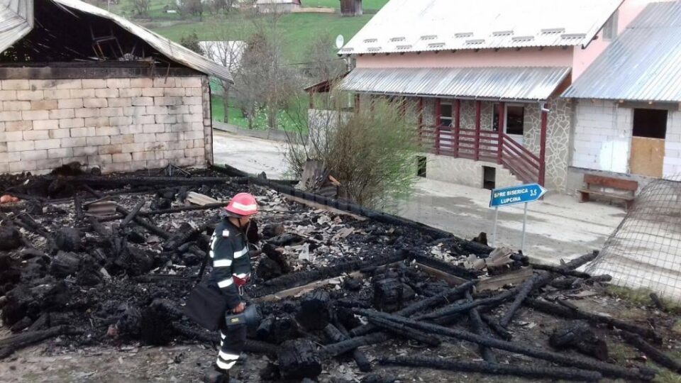 Incendiu la școala din Lupcina