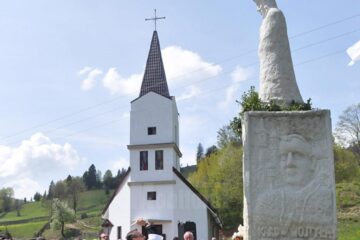 Inaugurarea statui Fecioarei Maria din Fatima
