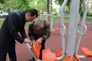 Aparatele de fitness din Parcul Central au fost distruse la mai puțin de un an de la darea lor în folosință
