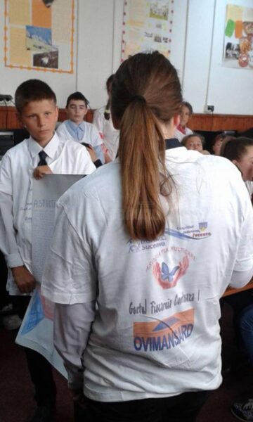 Copiii crescuți de asistenți maternali din Bogdănești au sărbătorit marți Ziua Europei
