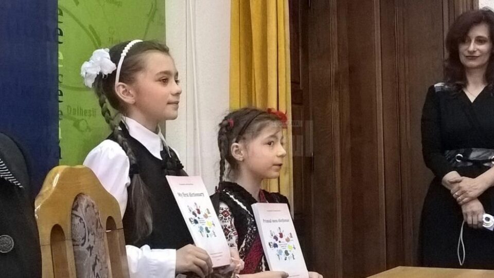 Valentina și Ioana Șvabu
