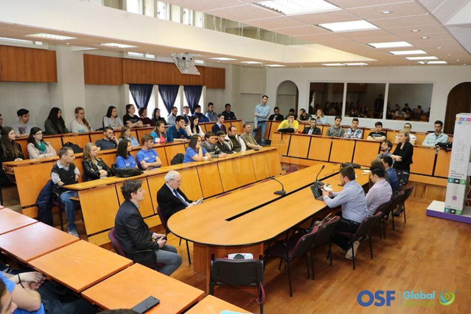 Studenții FIESC s-au întâlnit cu mediul economic din Suceava