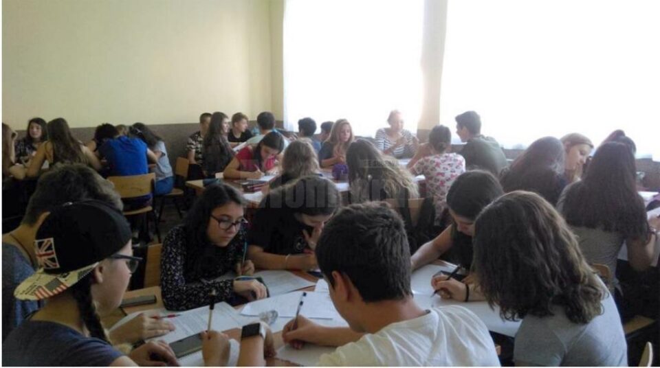 Participarea la toate activitățile taberei este gratuită
