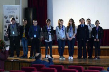 Proiectul reunește la Câmpulung Moldovenesc elevi și profesori din șapte școli din Anglia, Franța, Italia, Polonia, Portugalia și România