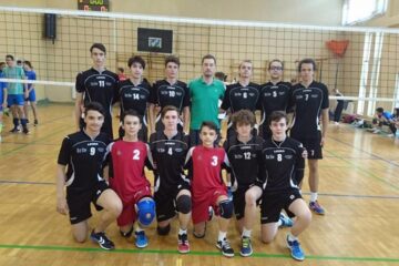 Echipa de volei cadeți LPS Suceava, antrenată de Tudor Orășanu, a reușit calificarea directă la turneul final