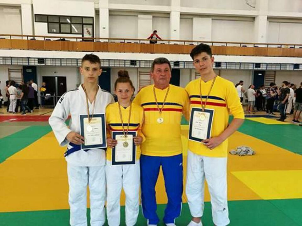 Cei trei humoreni medaliați la naționalele individuale vor participa și la Balcaniadă