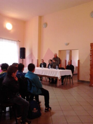 Peste 60 de copii au participat la concursul „Magie în alb și negru” de la școala din Frumosu