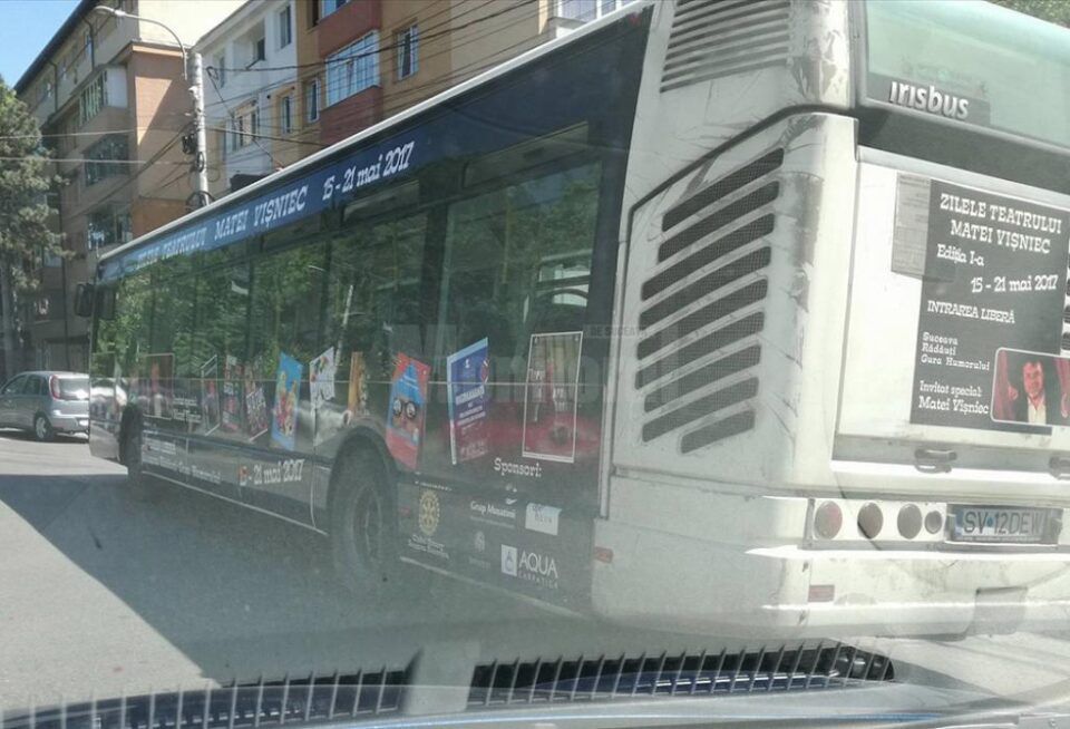 Teatru în autobuz