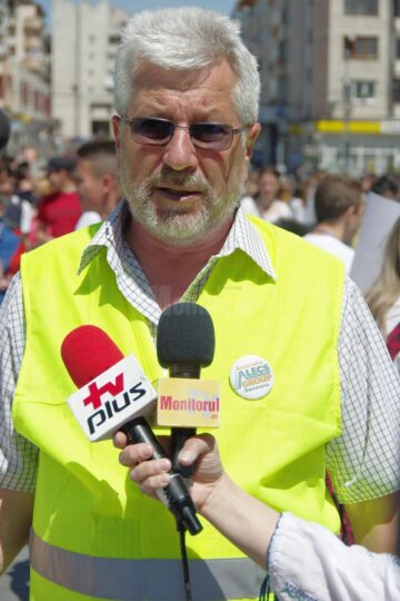 Aproape 1.200 de participanți la Marșul anti-violență, anti-drog, anti-tutun și de prevenire a accidentelor rutiere