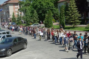 Aproape 1.200 de participanți la Marșul anti-violență, anti-drog, anti-tutun și de prevenire a accidentelor rutiere