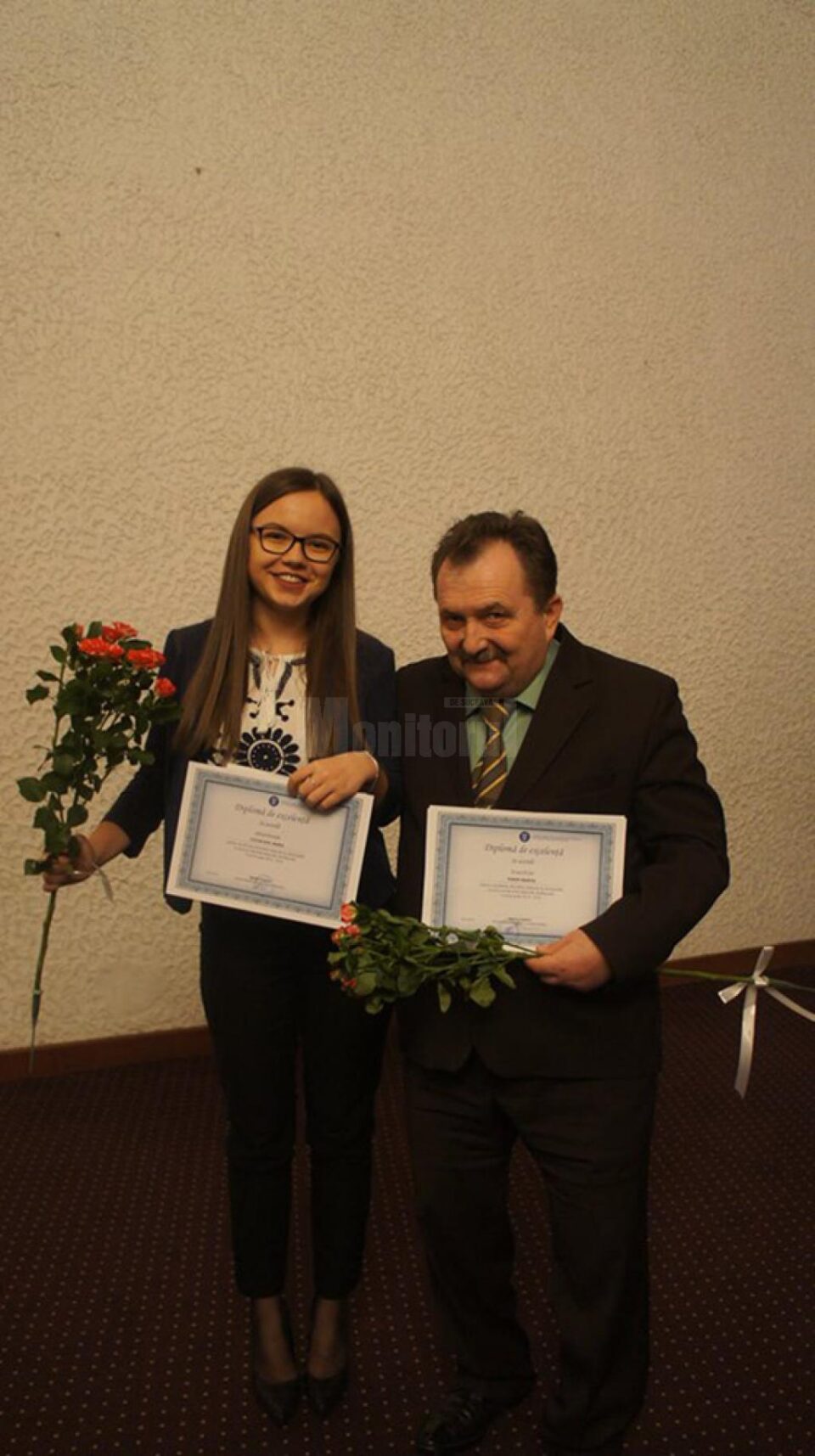 Ana Maria Cotin alături de prof. Marcel Porof