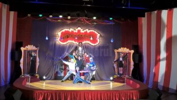 Musicalul „Leul Ra“, o poveste cu lacrimi, hohote de râs și aplauze la scenă deschisă