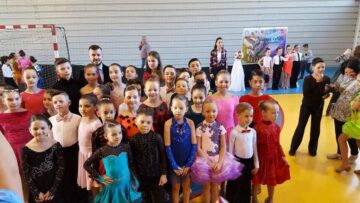 Dansatori suceveni, pe podium la competiții naționale și internaționale de dans sportiv