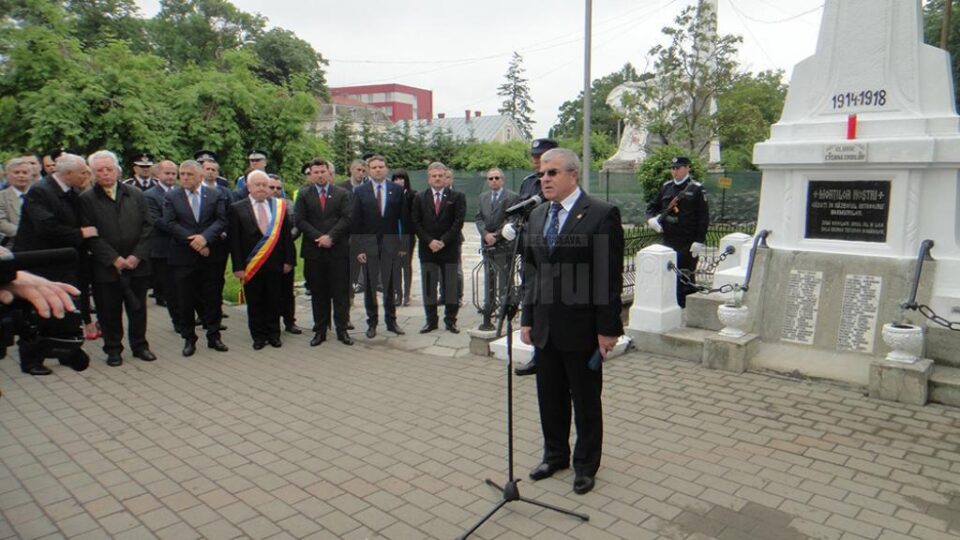 Înălțarea Domnului - Ziua Eroilor, sărbătorită la Rădăuți