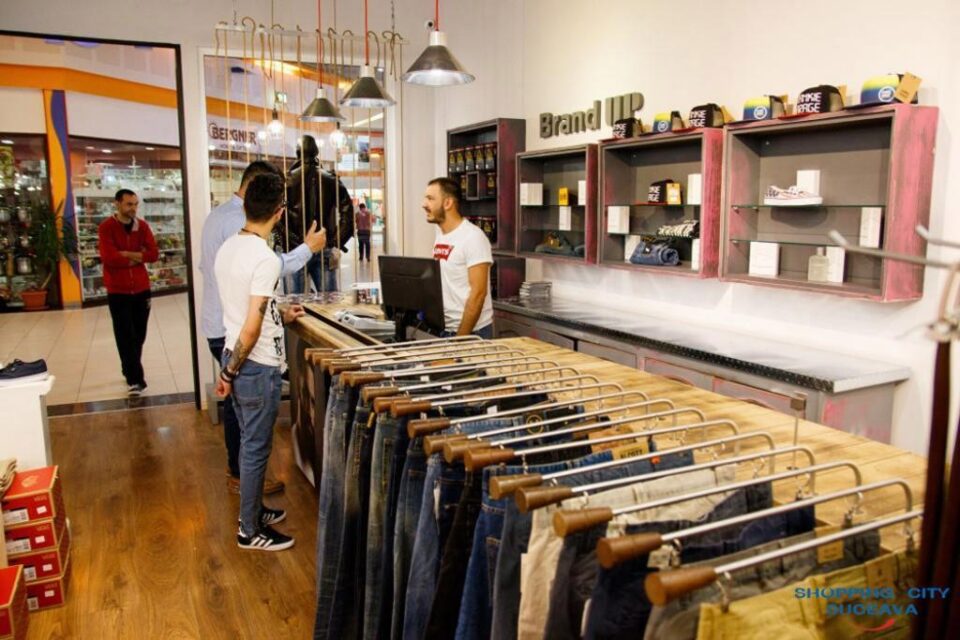 Brand UP - primul magazin multi brand s-a deschis în Shopping City Suceava
