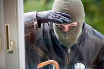 Autorul unor furturi comise anul trecut, prins de polițiști și cercetat sub control judiciar