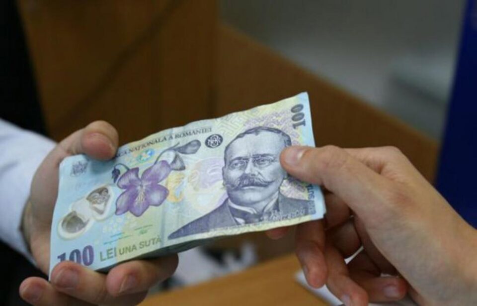 Femeia a fost înșelată cu 500 de lei. Foto: evz.ro