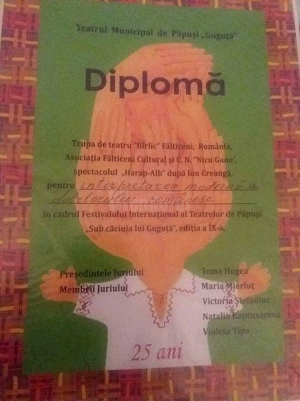 Trupa „Birlic” a câștigat secțiunea dedicată liceenilor la Festivalul Internațional de Teatru “Sub căciula lui Guguță”