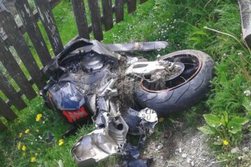 Motocicleta tânărului