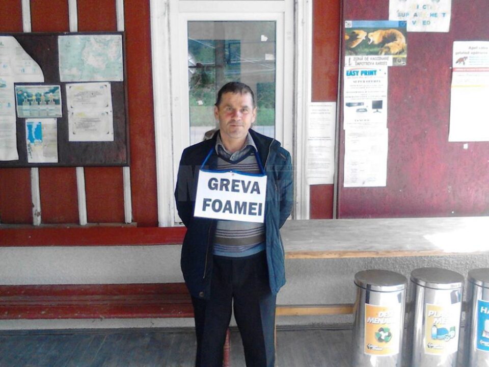 Marcel Hlihor, consilier local ALDE Broșteni, în greva foamei