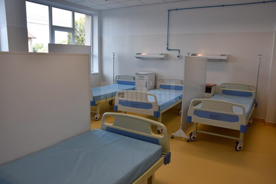 Rezultate proaste la două probe recoltate de DSP la noua maternitate din Fălticeni