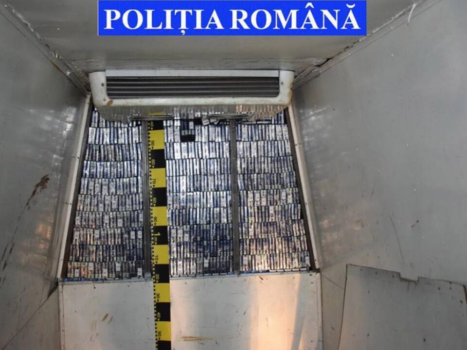 Țigările găsite în mașina condusă de bucureștean