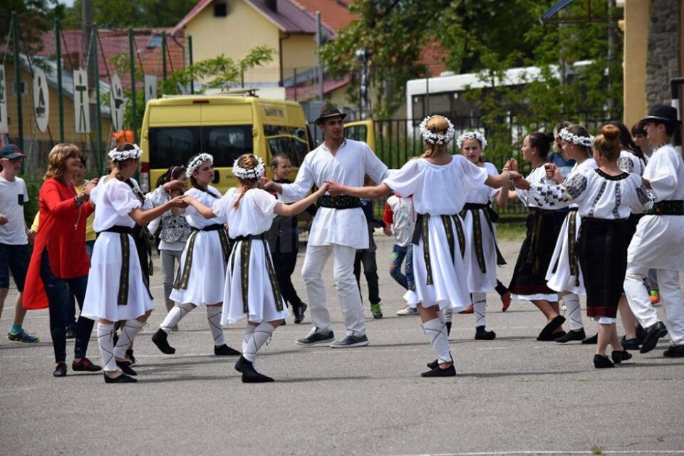 Concurs internațional pe meserii, la Centrul Școlar pentru Educație Incluzivă „Sf. Andrei” din Gura Humorului