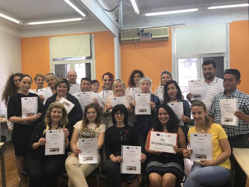 Profesori de la Colegiul Național „Dragoș Vodă”, la cursuri de formare în Finlanda și Spania Profesori de la Colegiul Național „Dragoș Vodă”, la cursuri de formare în Finlanda și Spania