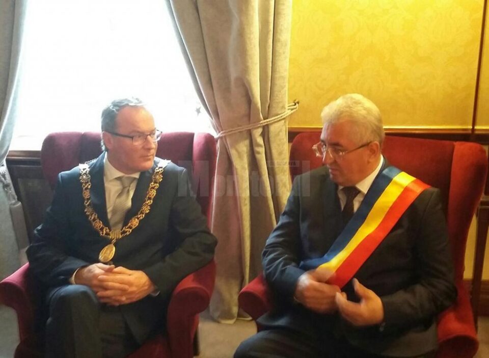 Primarul Sucevei, Ion Lungu, și primarul din Cork, Des Cahill