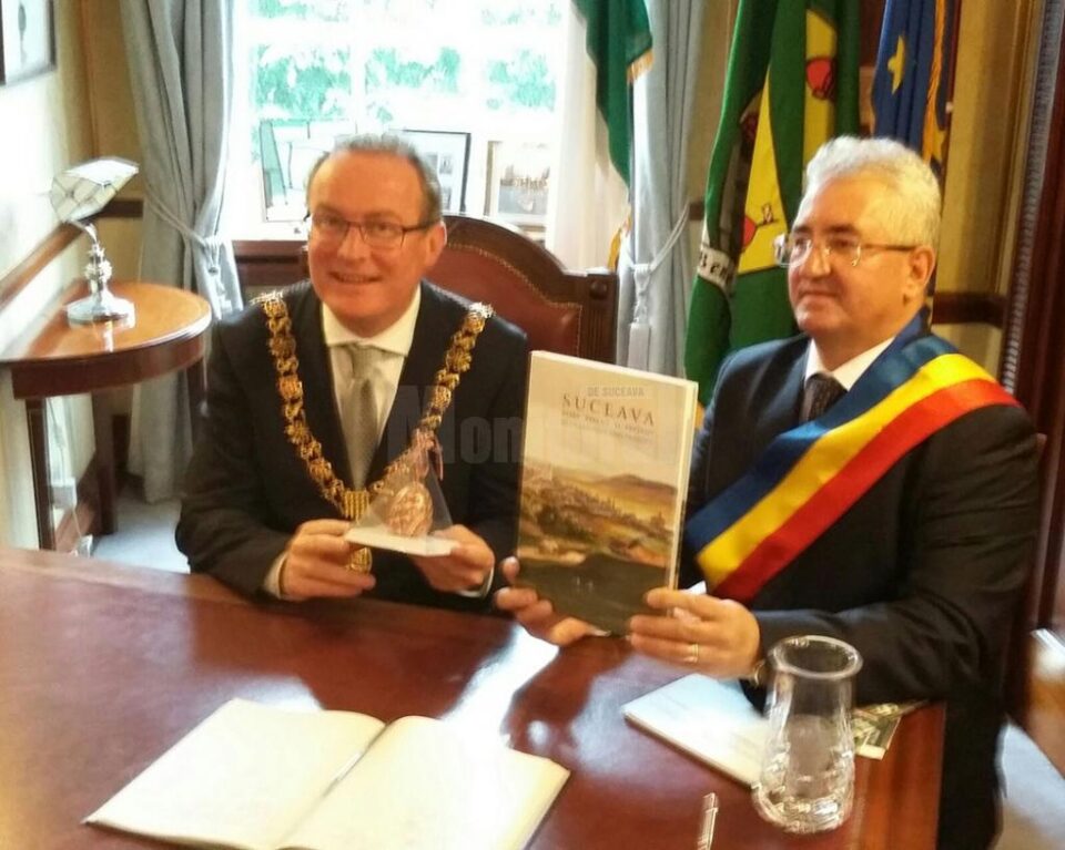 Primarul Sucevei, Ion Lungu, și primarul din Cork, Des Cahill