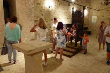 Număr record de vizitatori la Cetatea de Scaun și muzeele din județ