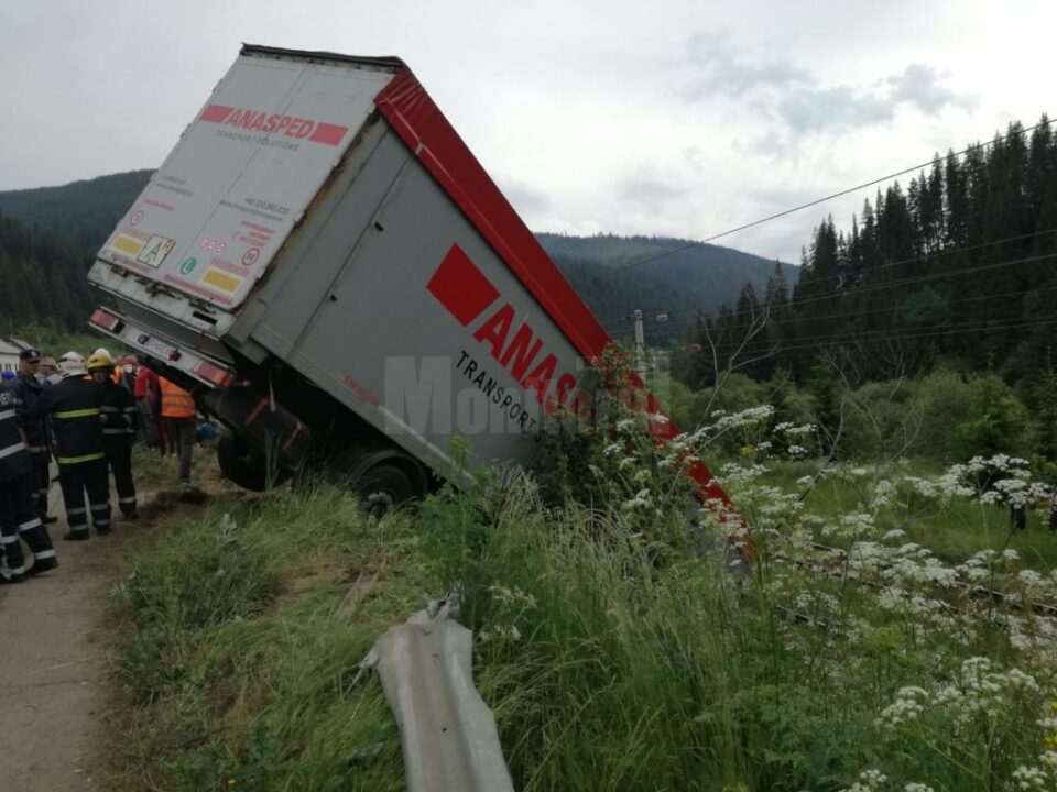 Imagini de la fata locului