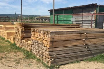 Comertul cu material lemnos, interzis in Piata Veresti