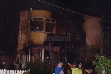 Focul a izbucnit în miez de noapte