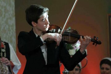Un violonist sucevean este șef de promoție al Colegiului de Muzică „George Enescu” București