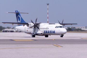 Compania Tarom introduce din iulie curse aeriene din Suceava spre Torino