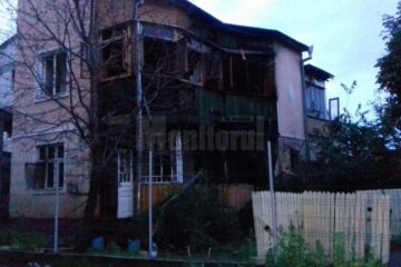 Incendiu provocat intenționat la o casă duplex din Rădăuți
