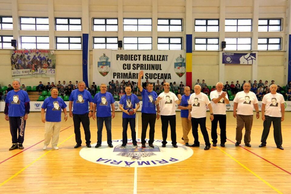 Sala de sport a Liceului cu Program Sportiv poartă de azi numele regretatului antrenor Dumitru Bernicu