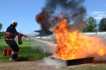 Întrecerile de acest gen au rolul de a pregăti echipajele de voluntari care intervin la incendii alături de pompierii profesioniști de la ISU Suceava